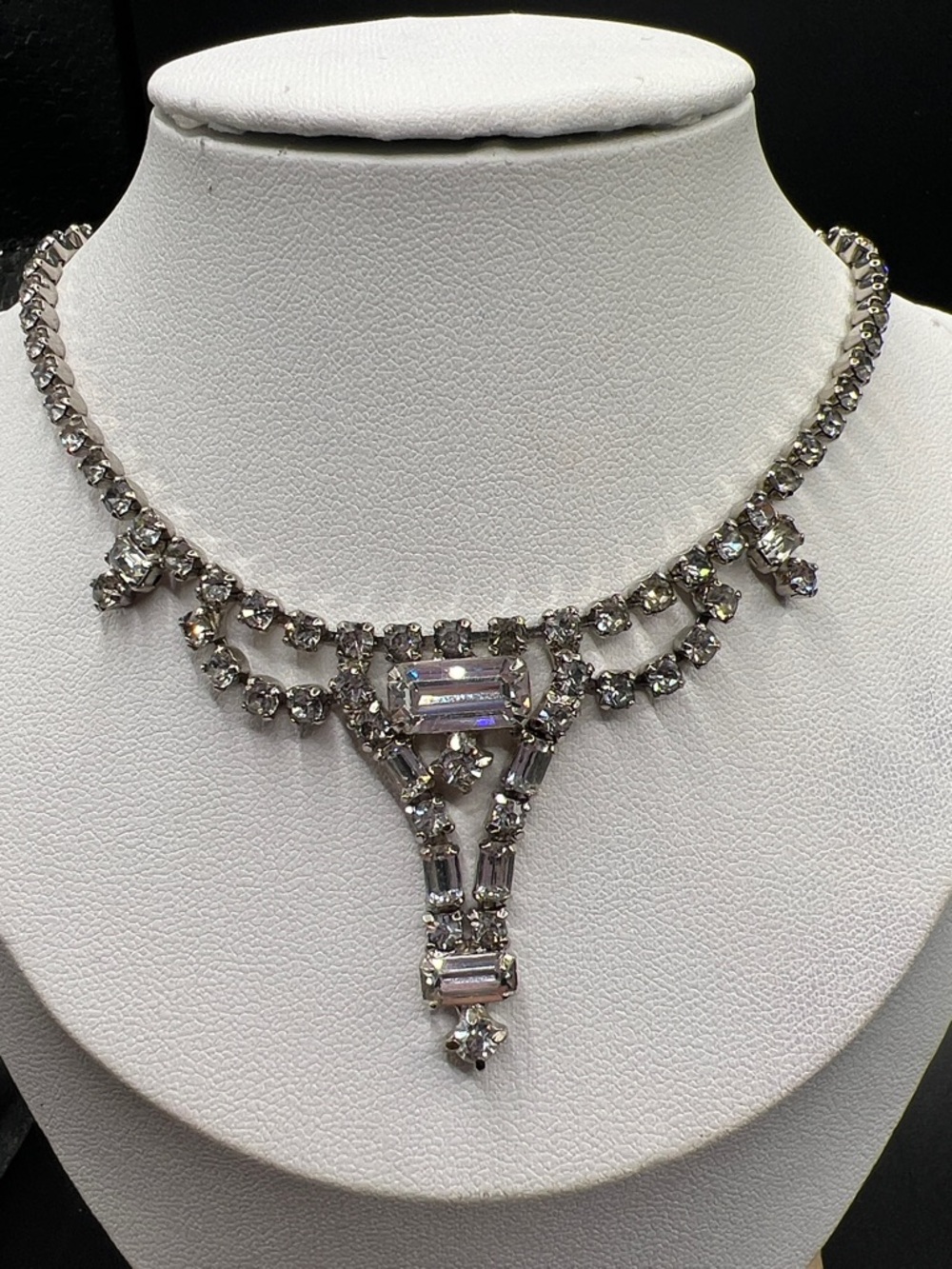 Vintage La-Rel  Rhinestone Necklace
